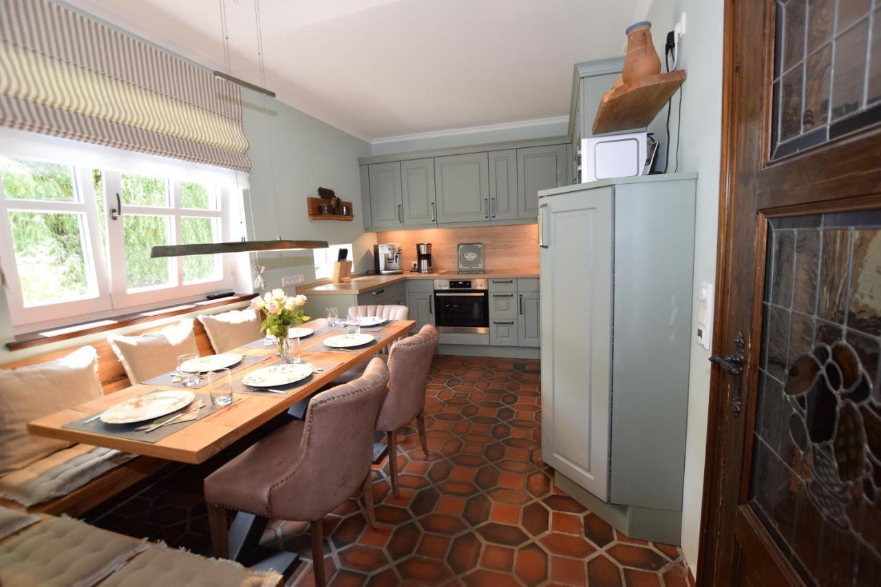 Landhaus Hideaway Mit Aussenpool, Sauna Und Kamin Bosau Luaran gambar
