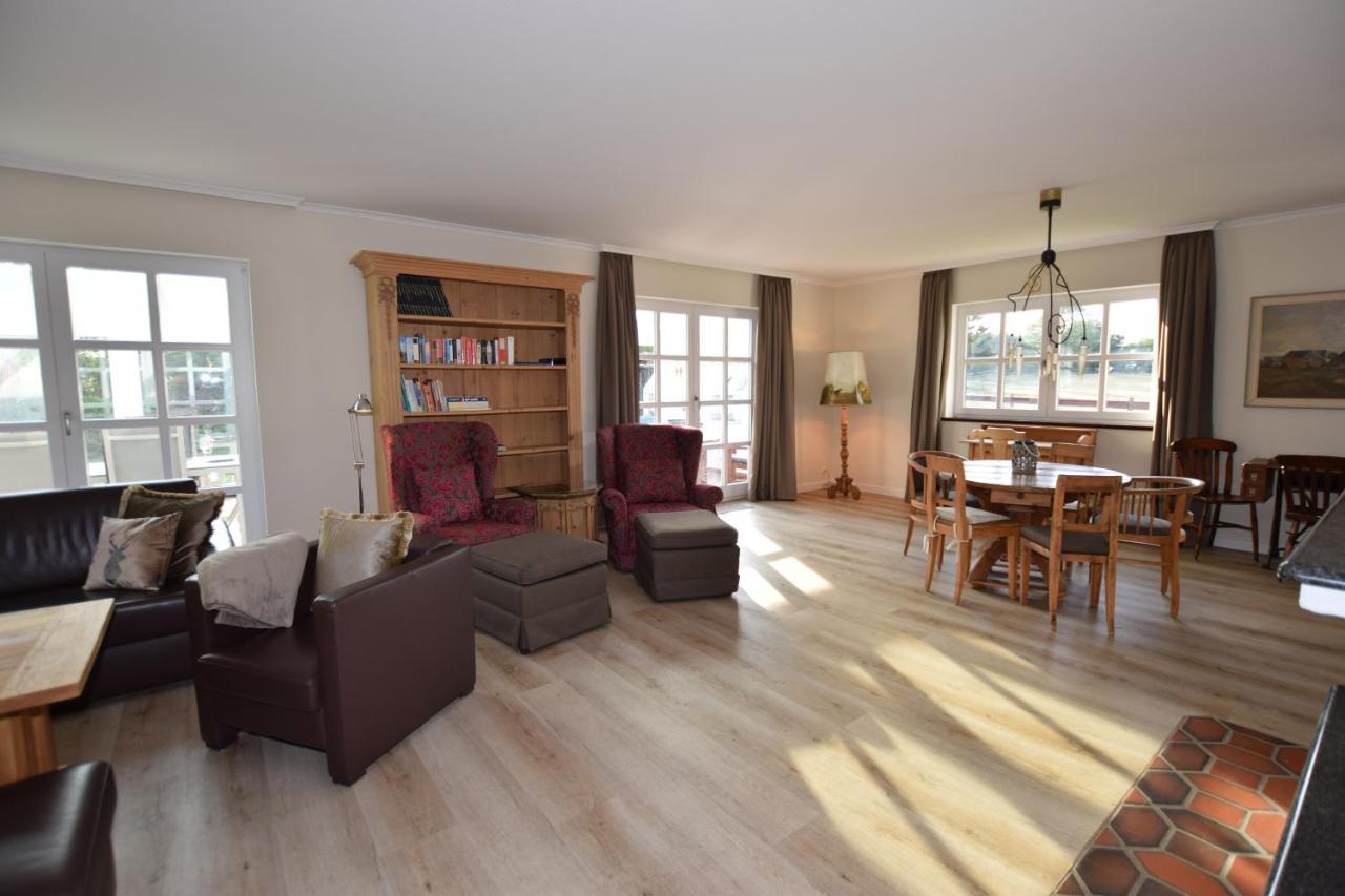 Landhaus Hideaway Mit Aussenpool, Sauna Und Kamin Bosau Luaran gambar