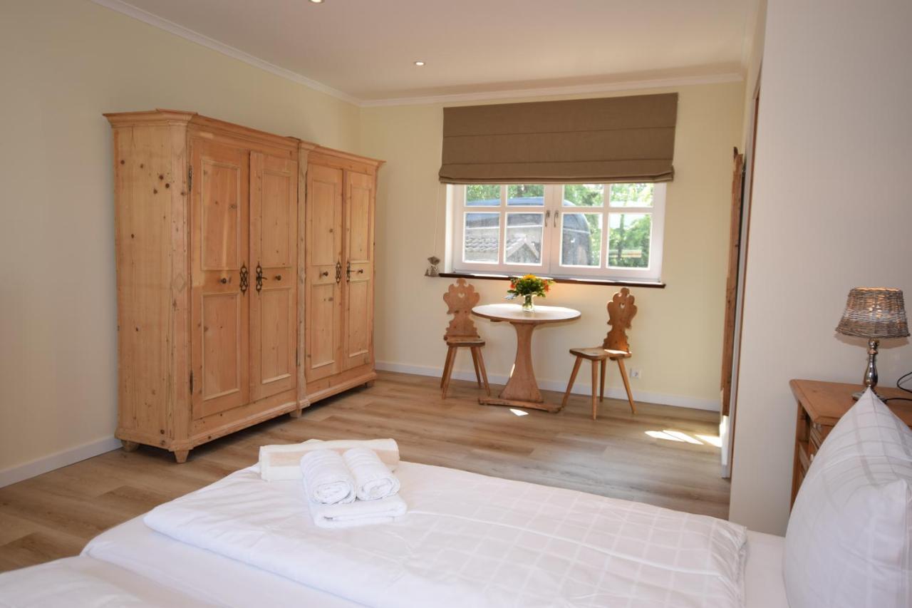 Landhaus Hideaway Mit Aussenpool, Sauna Und Kamin Bosau Luaran gambar