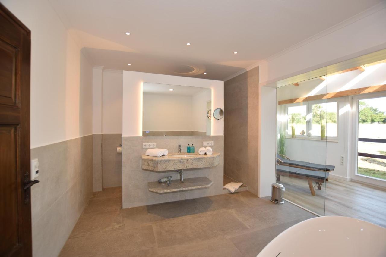 Landhaus Hideaway Mit Aussenpool, Sauna Und Kamin Bosau Luaran gambar