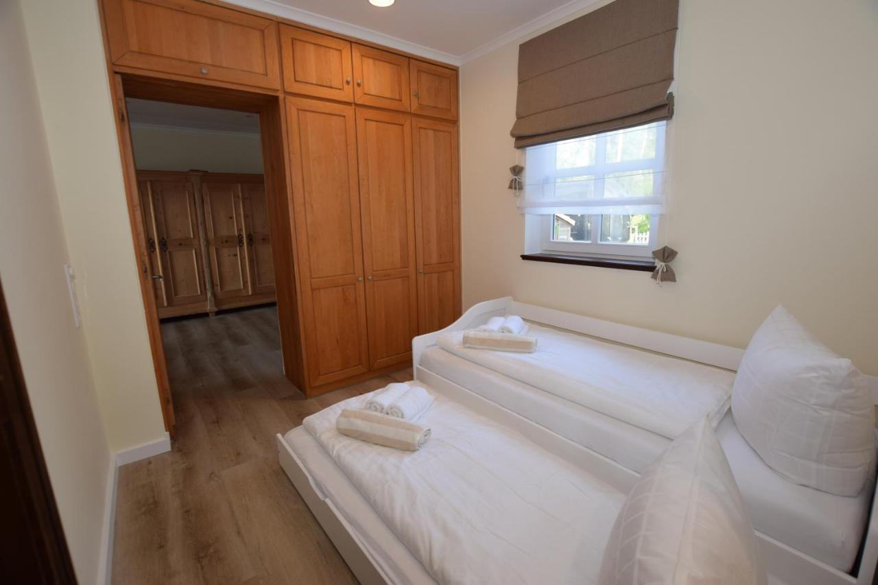 Landhaus Hideaway Mit Aussenpool, Sauna Und Kamin Bosau Luaran gambar