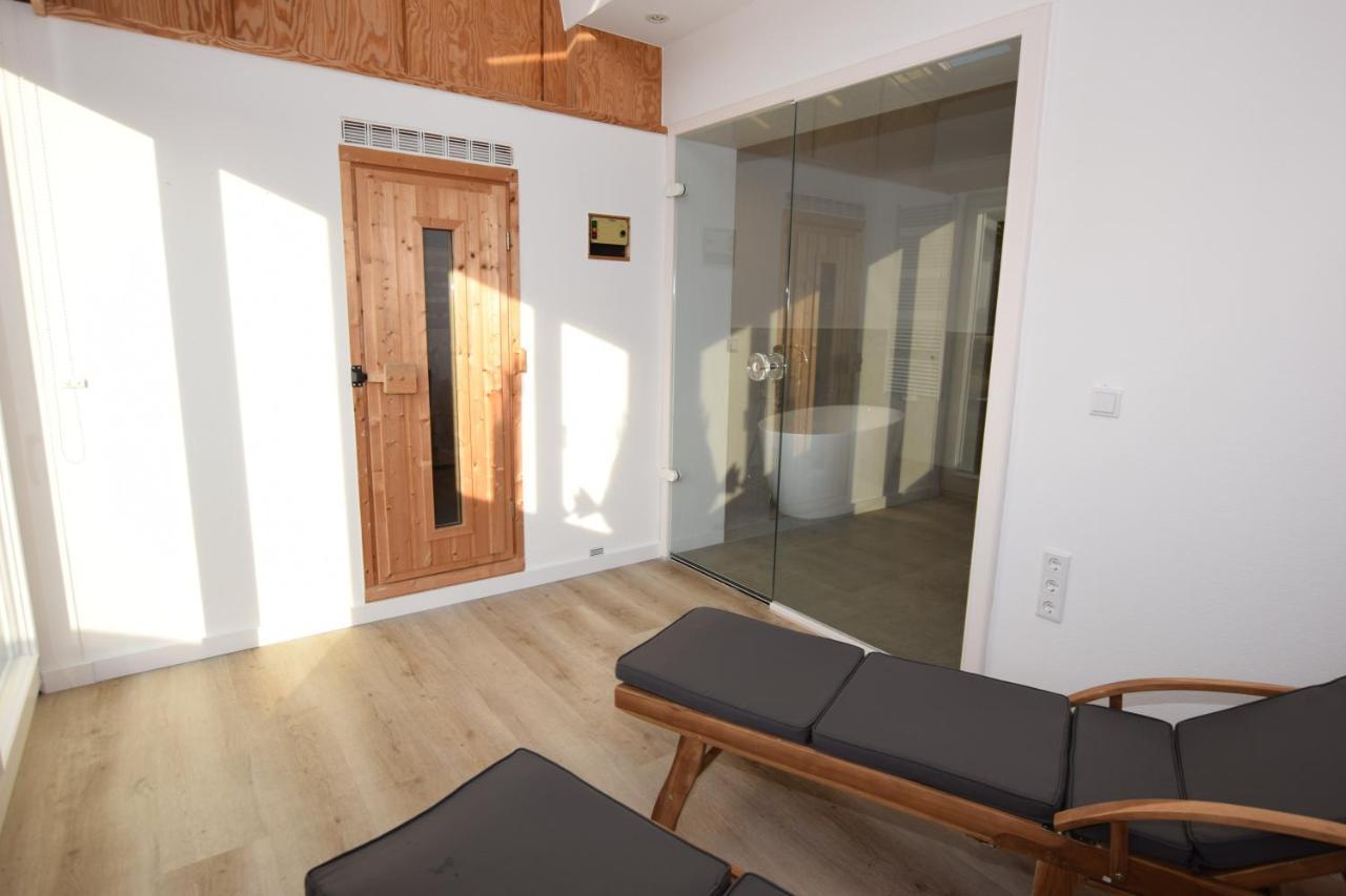 Landhaus Hideaway Mit Aussenpool, Sauna Und Kamin Bosau Luaran gambar